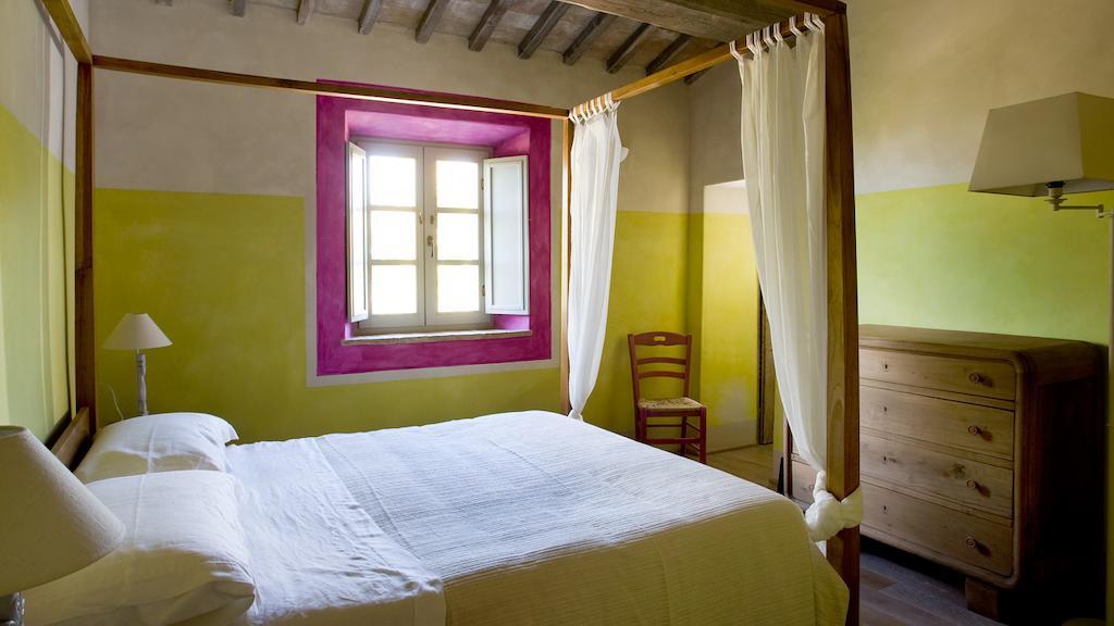 Casa Fabbrini Agriturismo Сан Кашано дей Бани Стая снимка